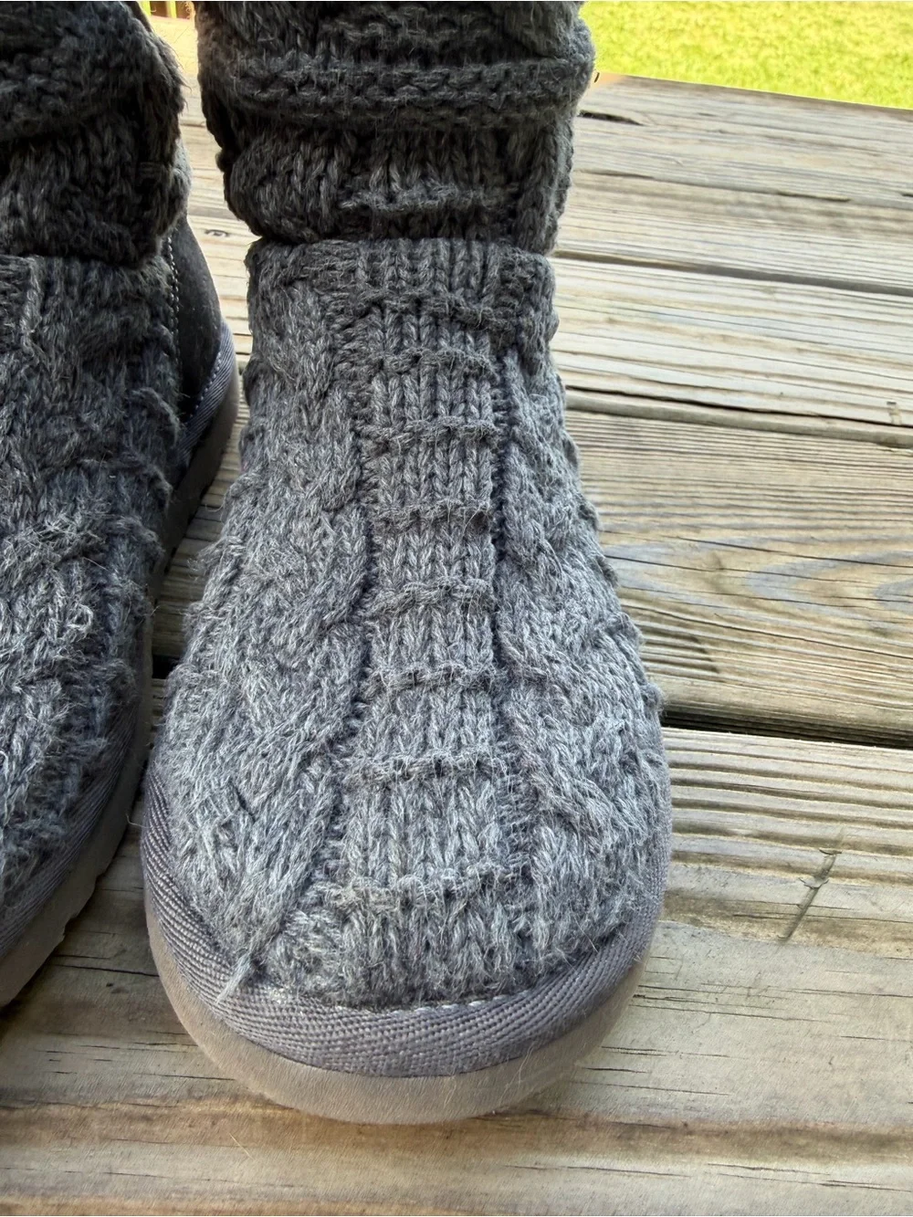 Rare UGG Charcoal Cable-Knit Over-the-Knee Boots size 6
